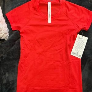 Lululemon Swiftly Tech Short Sleeve 2.0